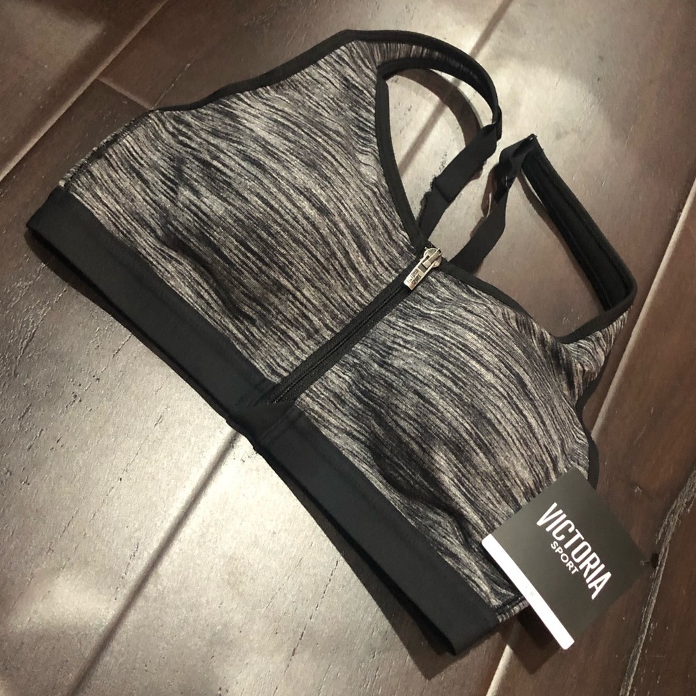 Victoria’s Secret Knockout Sports Bra! 32B